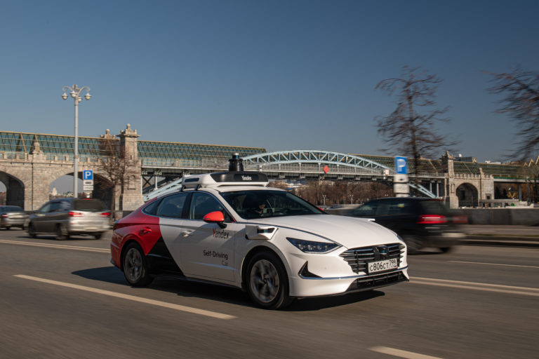 Yandex อัพเดทเทคโนโลยีรถขับเคลื่อนด้วยตัวเองบนรถ Hyundai Sonata 2020