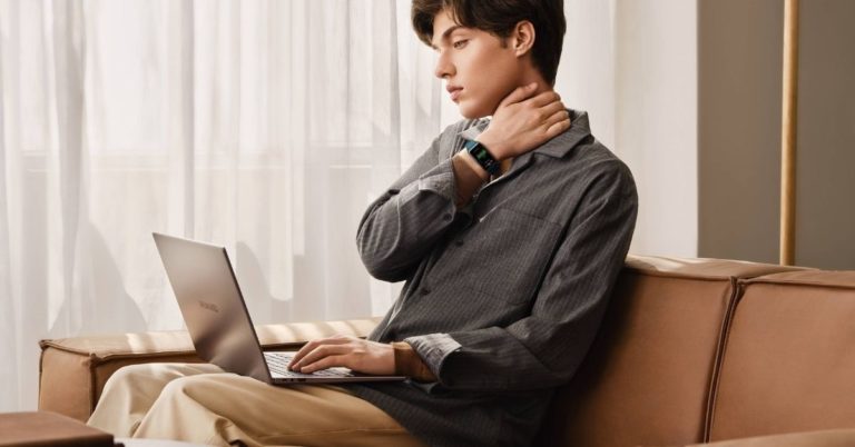 [Guest Post] แนะนำ 5 ฟีเจอร์มอนิเตอร์สุขภาพและติดตามการออกกำลังกายแบบครบจบใน “สมาร์ทแบนด์” แต่มอบประสบการณ์เทียบชั้น “สมาร์ทวอทช์”
